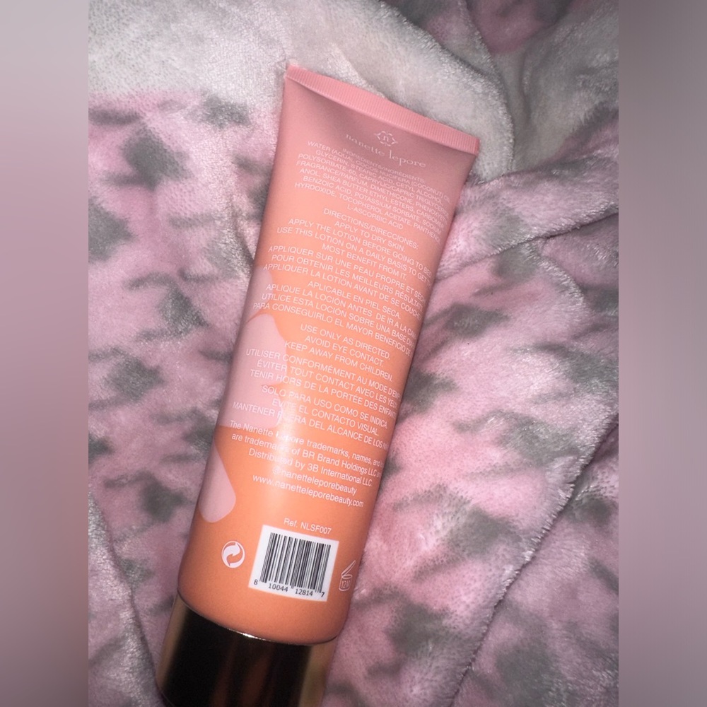 Body lotion - Picture 2 of 3
